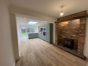KITCHEN 2- click for photo gallery